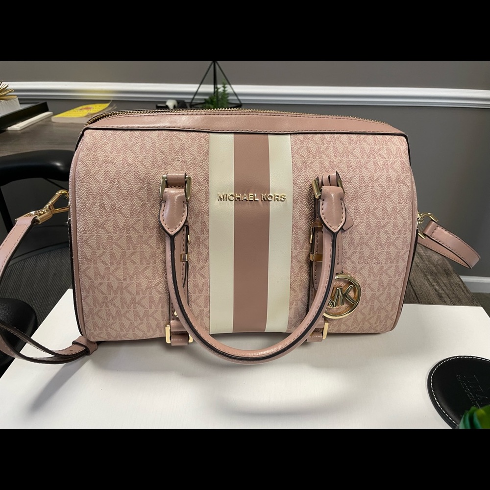 Michael Kors Signature Bedford Legacy MediumTravel Duffel Satchel Handbag